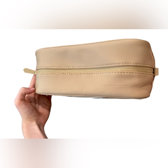 Burberry Hero Beige Pouch - Picture 2 of 8